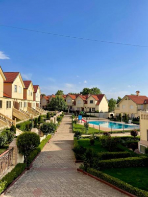 Sublime chalet à Ifrane avec piscine et parking gratuit